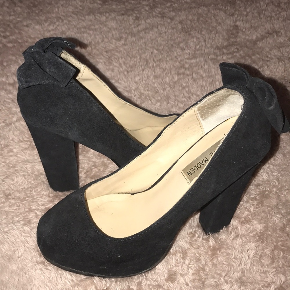 Heels - Picture 3 of 4